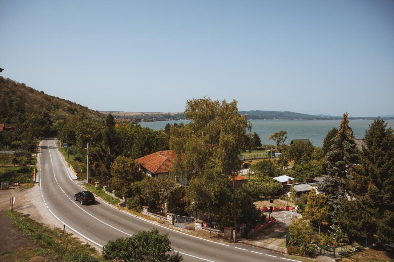 Horizont Dedine Lejlighedshotel Golubac Eksteriør billede