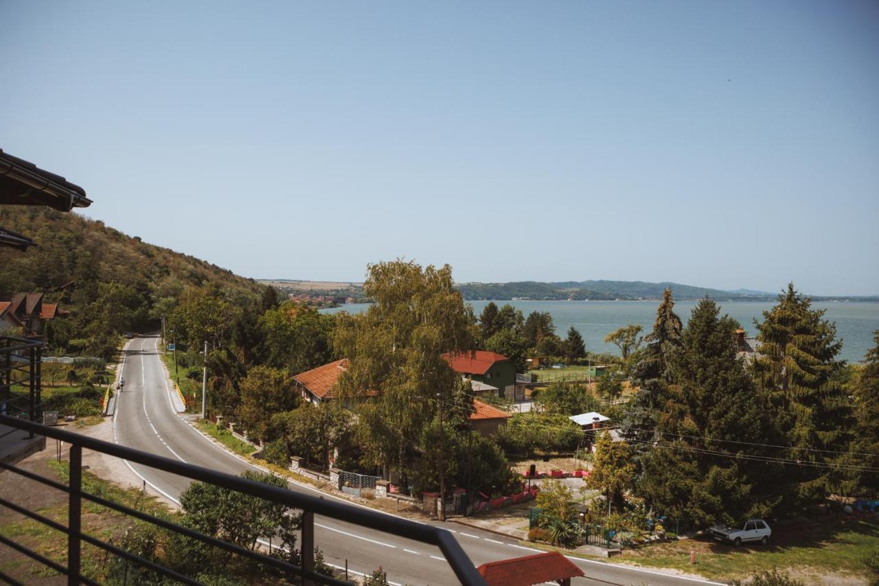 Horizont Dedine Lejlighedshotel Golubac Eksteriør billede